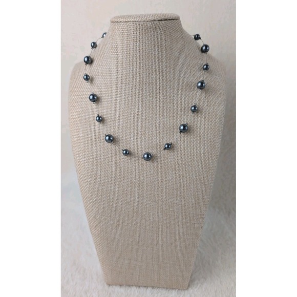 Carolee Gunmetal Gray Simulated Pearl Necklace Elegant Classic Strand Jewelry - Picture 1 of 4
